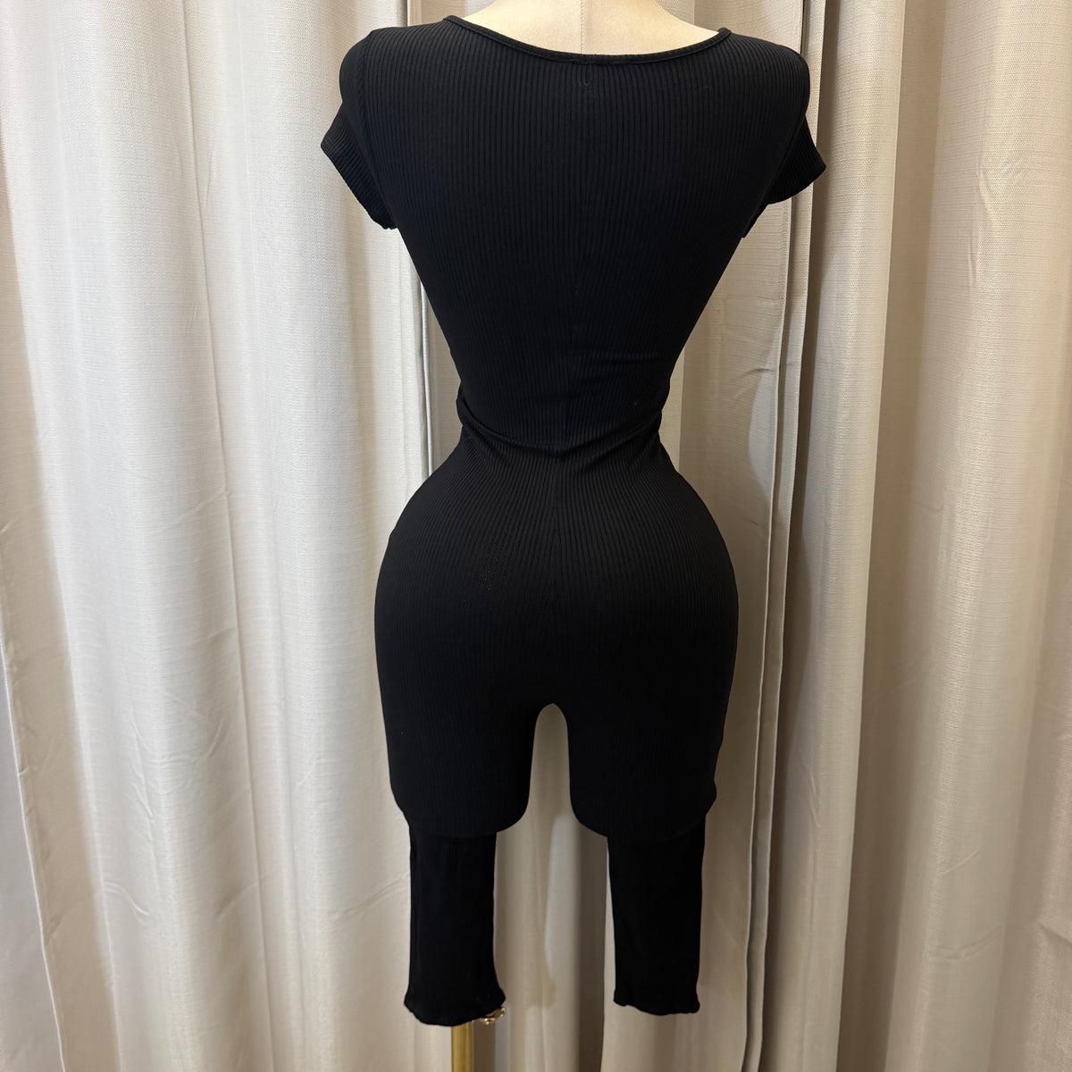 Short sleeve Capri Romper-Black