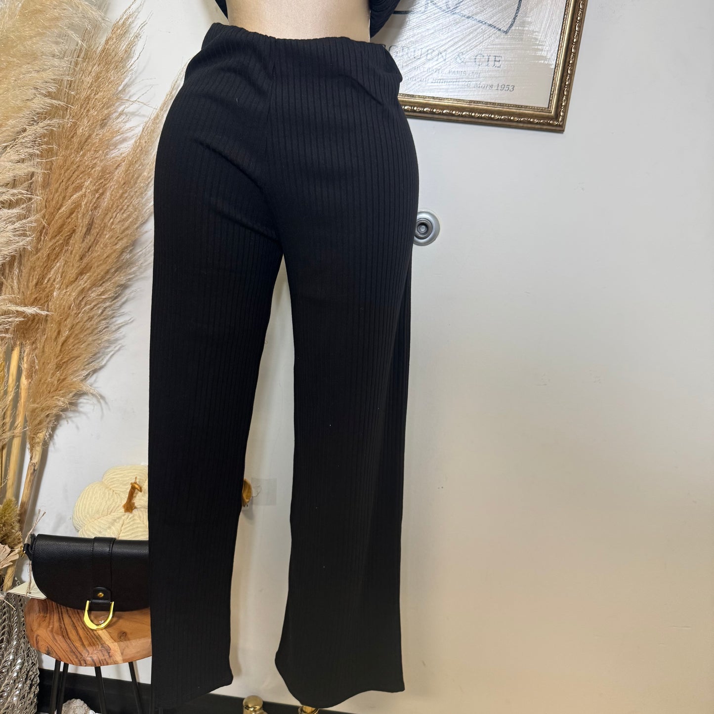 Sleeveless Mock neck with Belt rib knit Top and Wide Rib Knit pants-Black