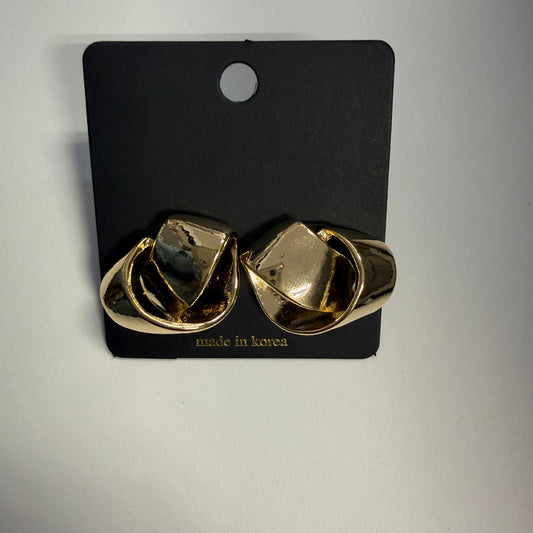 Twist Hoop Ear -Gold