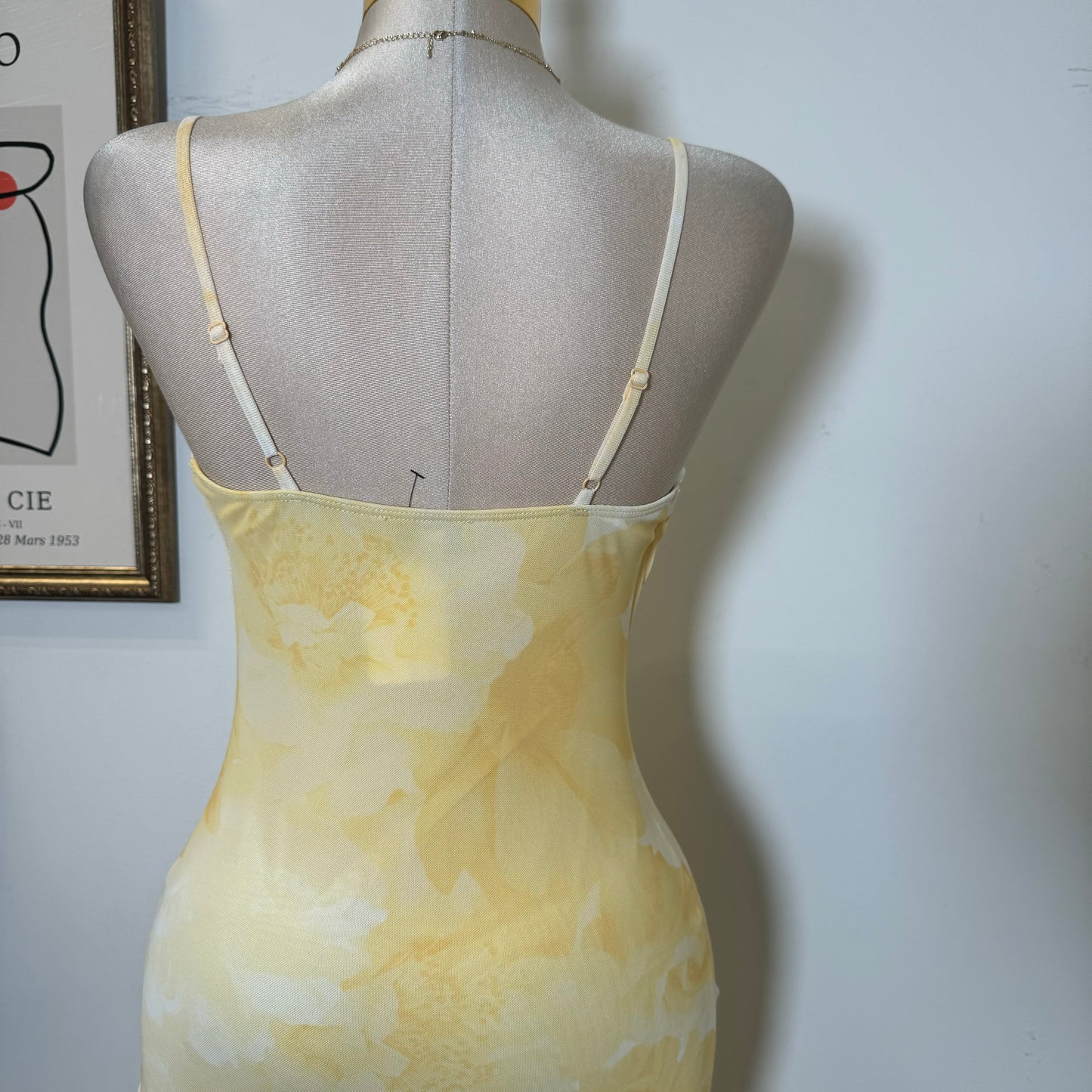 Solecito Open Slit Dress-Yellow