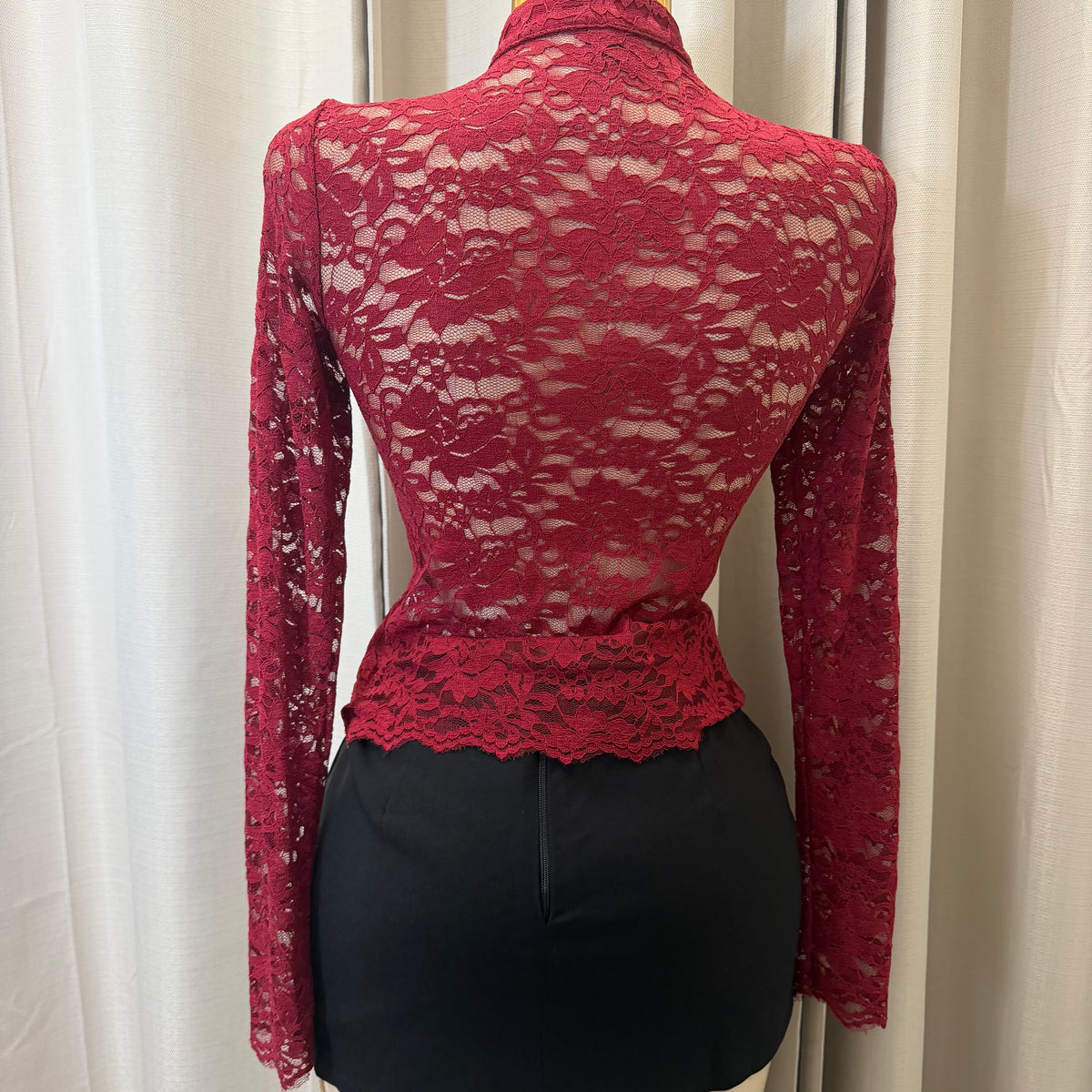 Long sleeve Rose Top-Burgundy